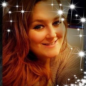 Meet your Posher, Ella